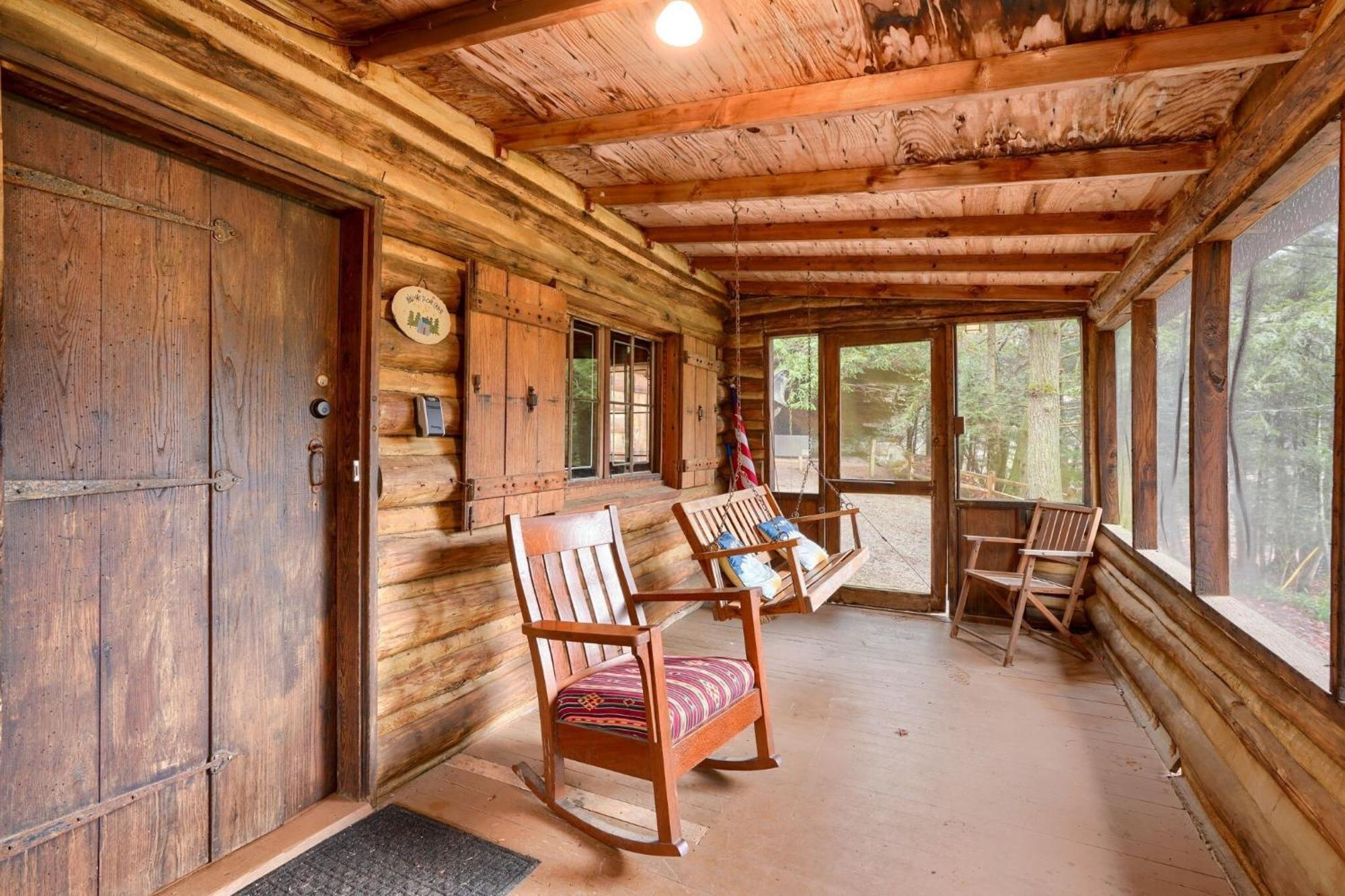 Russell Cabin Logan Exterior photo